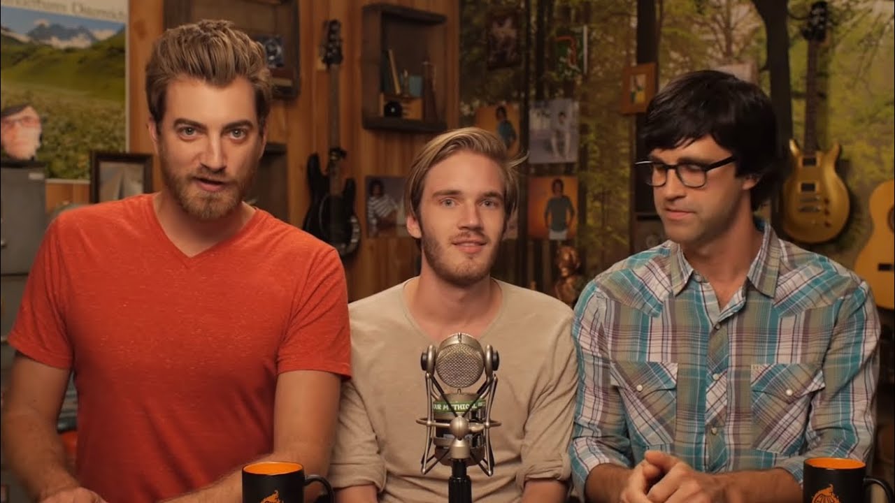 pewdiepie is smol (proof)