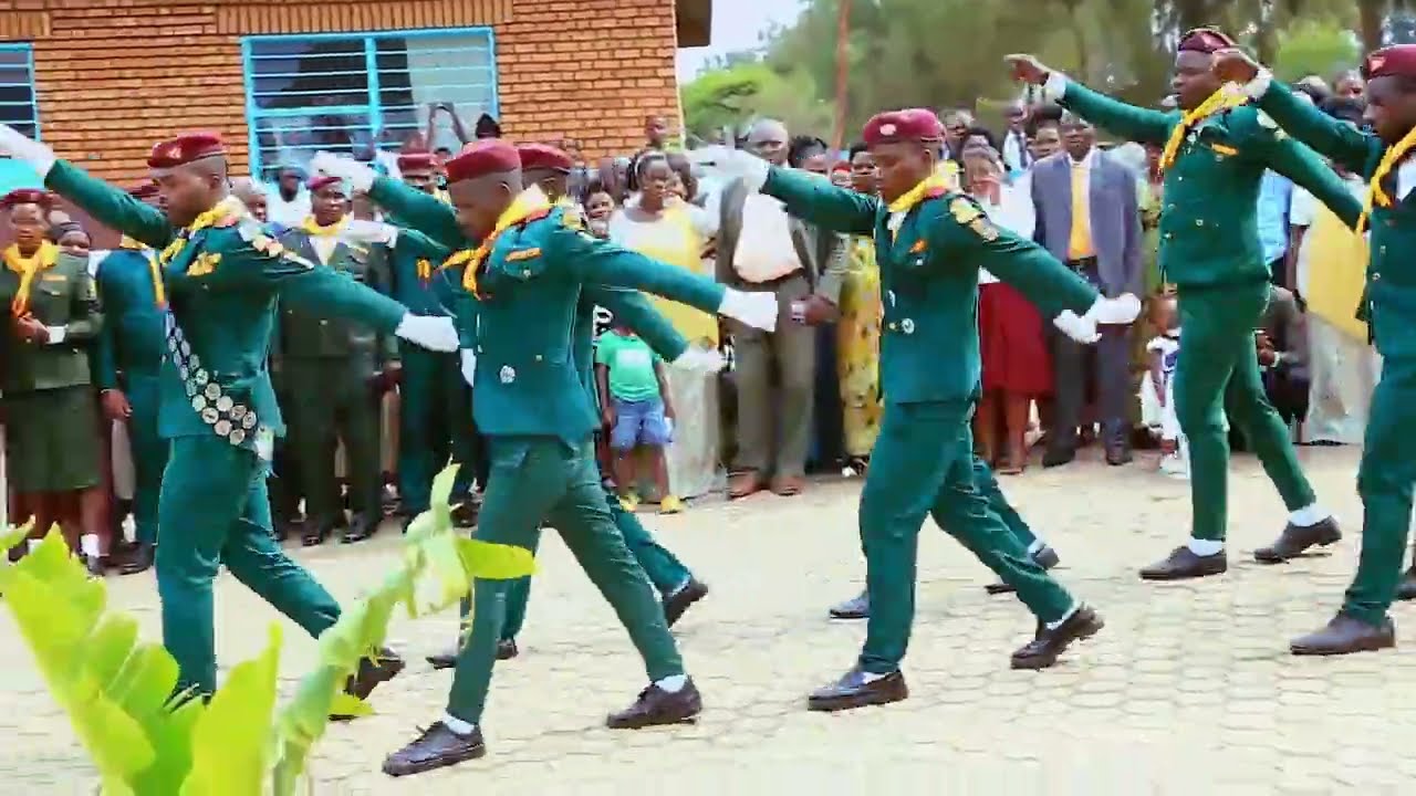 AKARASISI mubukwe bw'Umuhanzi Yvonne & MG Phenias