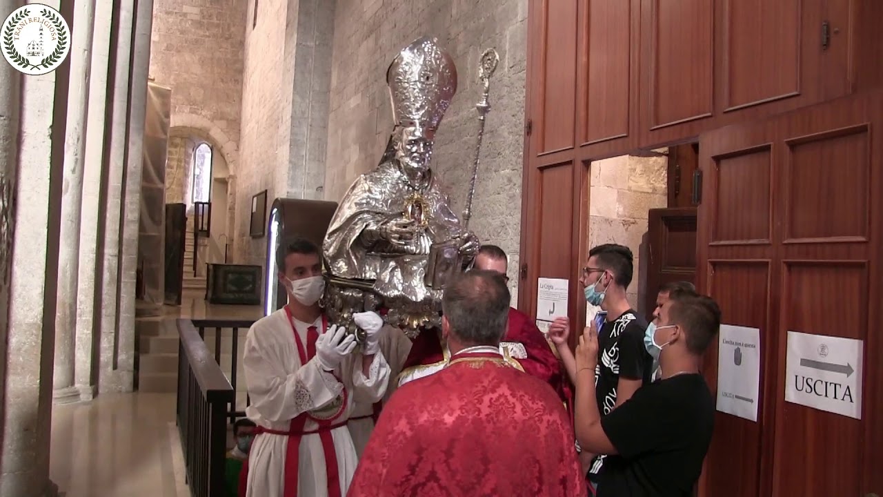 BISCEGLIE - Intronizzazione dei Santi Martiri Mauro Vescovo, Sergio e Pantaleone
