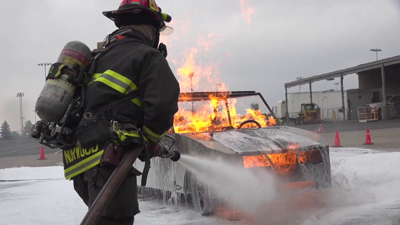 West Metro Fire Rescue: Multi-car crash training