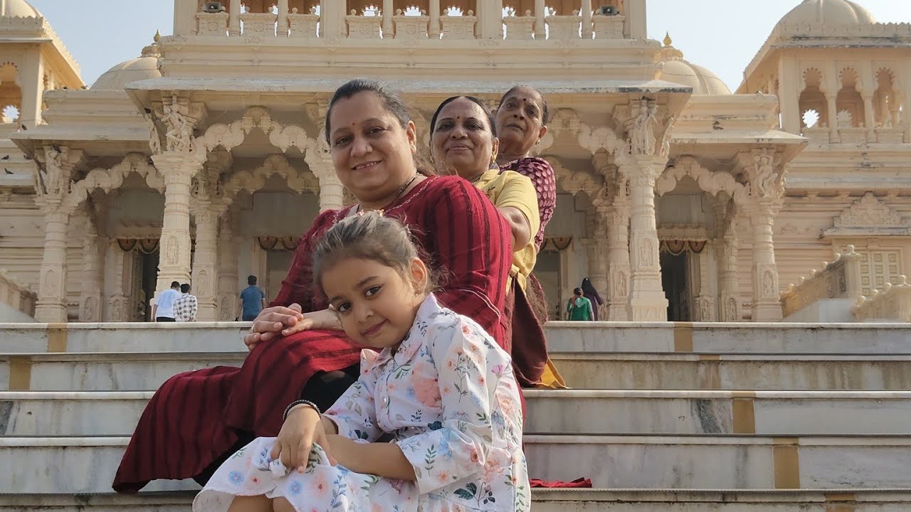 અમારી પોરબંદર ની સફર ચાલું//સુદામાપુરી યાત્રા ધામ & ભારત મંદિર //Amari porbandar ni safar chalu