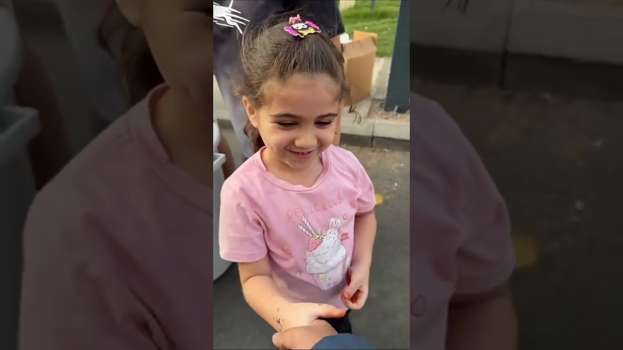 قزقزه يعني يلسع في اللسان😂 عيسى عسيري 