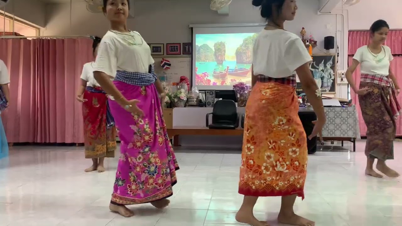 การแสดงชุด มนต์ศิลป์ชาวใต้ รายวิชานาฏศิลป์ประยุกต์