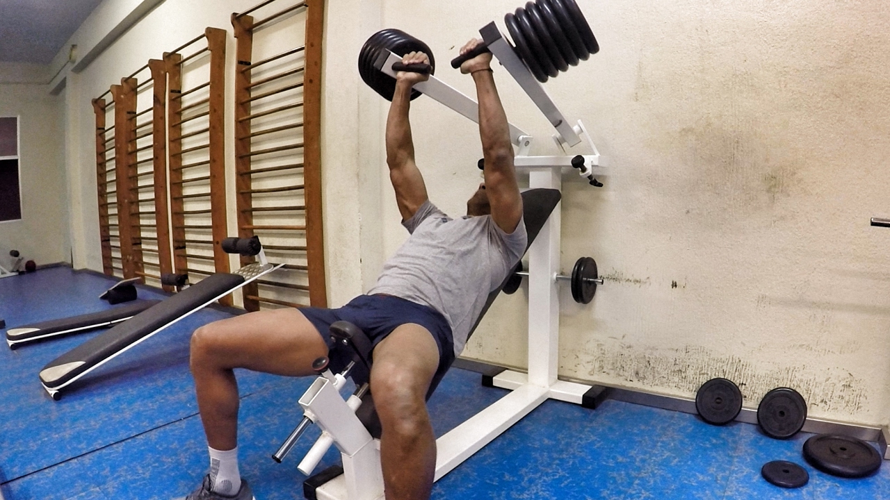 Entrenamiento de Fuerza en circuito. HIGH-INTENSITY RESISTANCE CIRCUIT TRAINING (HRC)