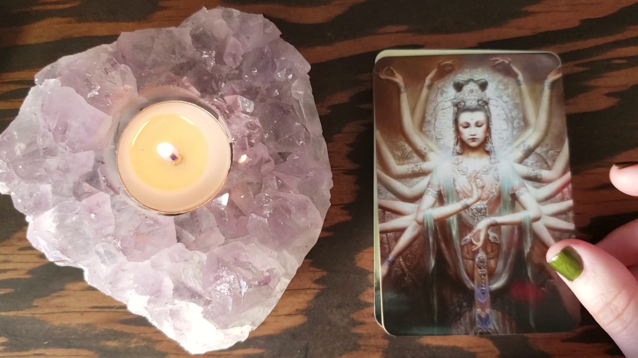 Kuan Yin Oracle pocket edition