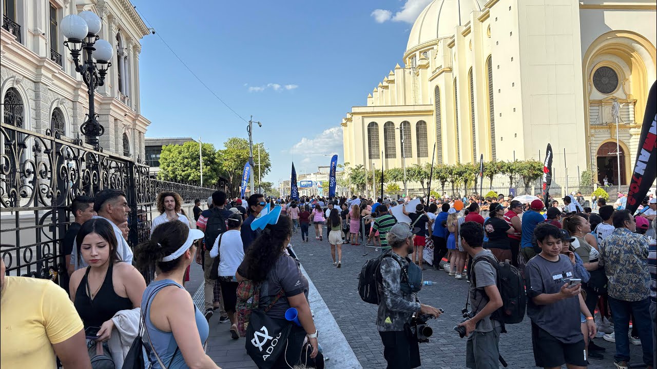 Turistas de todo el mundo ha llegado ahora a visitar El Salvador 🇸🇻💙