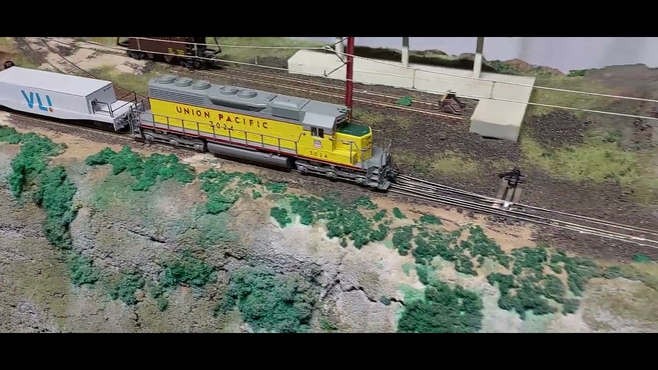 SD40-2 da UP número 3024 em teste na maquete !