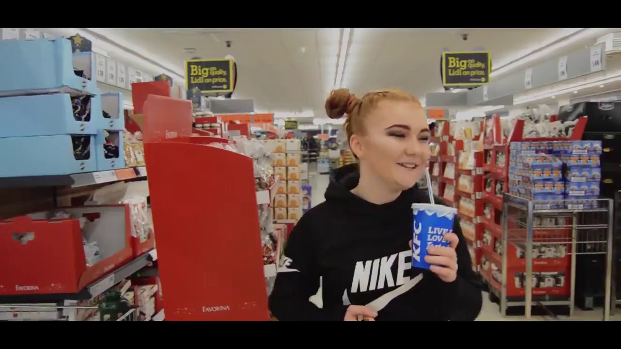 BG MEDIA | Millie B send for Sophie Aspin