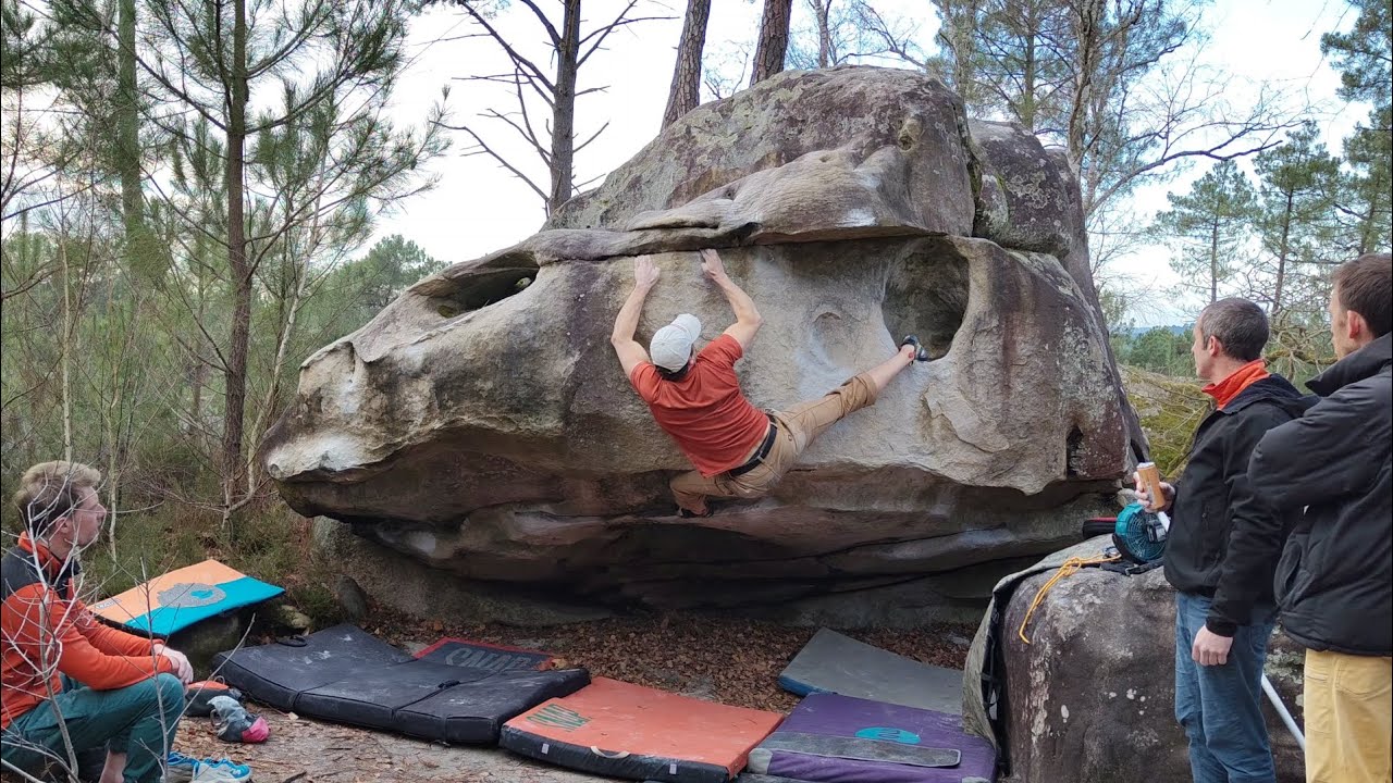 Cocaïnomane (7a+) Rocher du Potala, Fontainebleau