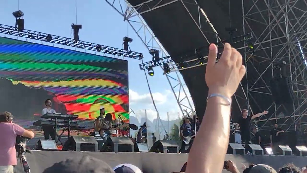 VILMA PALMA E VAMPIROS- Verano Traidor/ Un Camino Hacia Vos - Live at Monterrey, México 6-25-2022