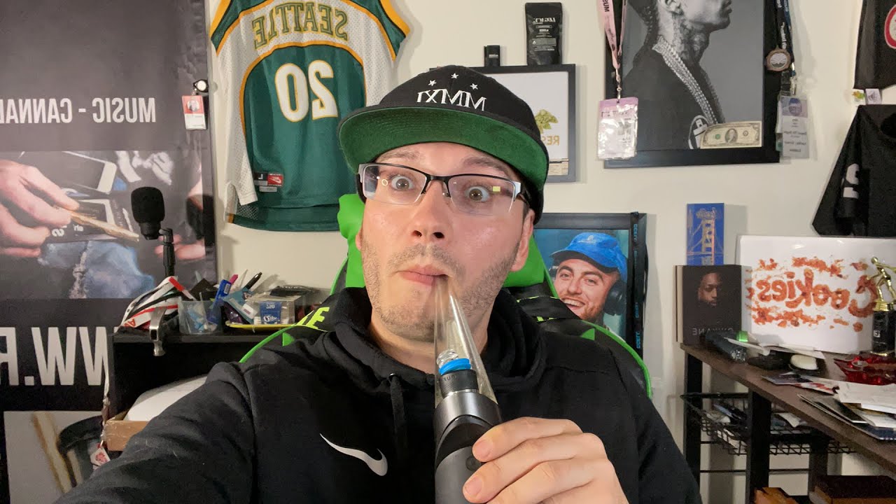 How To Use The Puffco Peak Pro