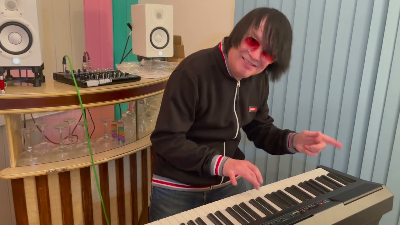 DONNER DEP 20 - Portable Electric Piano -  Demo & Review - 88 Note Weighted Keyboard. Unboxing.