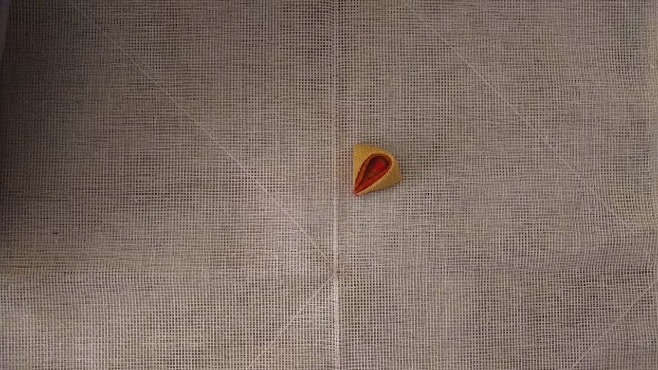 つまみ細工　高さをそろえた生地を重ねた丸つまみの作り方　二重丸つまみ　重ね丸つまみの高さをそろえよう！