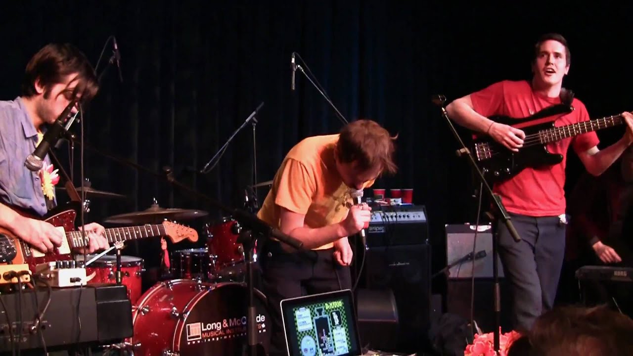 English Words - Bumblebees - ECMA 2011 (That Rock Show)