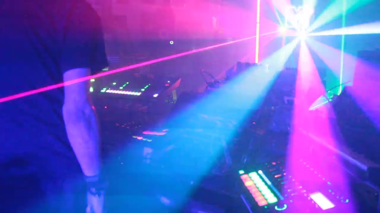 ZeR0-NoVa ,, ... #acid ELecTr0 #dawless LiVe JaMMiN .
