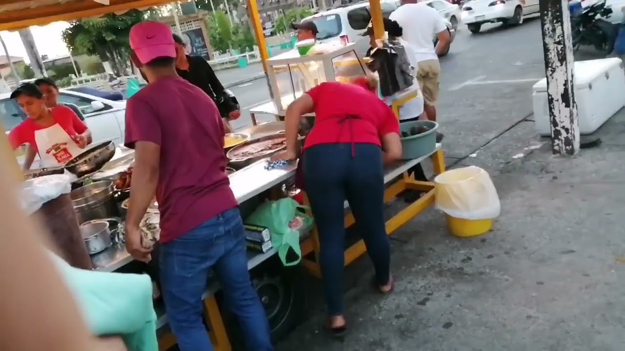 Conozca a La Creadora de las Baleadas del Parque Ceibeño !