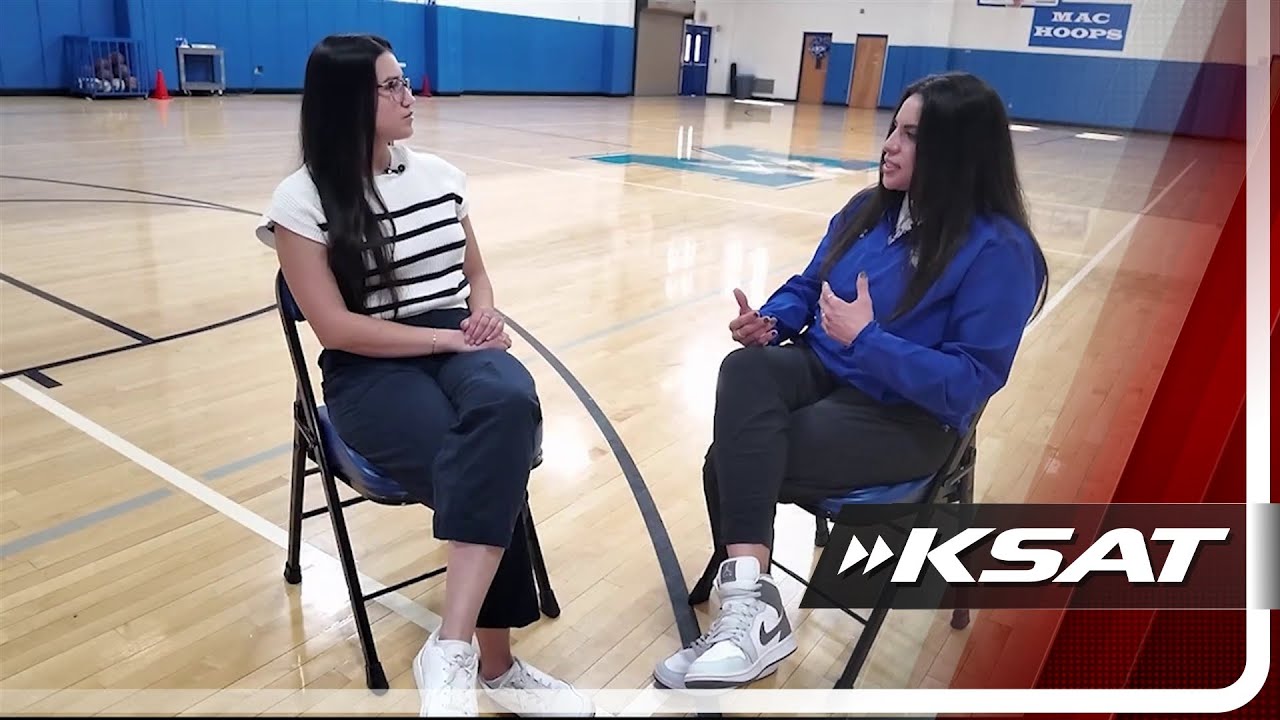 Бывшая медсестра Кларисса Торрес использует свои навыки, чтобы возглавить женскую баскетбольную к...