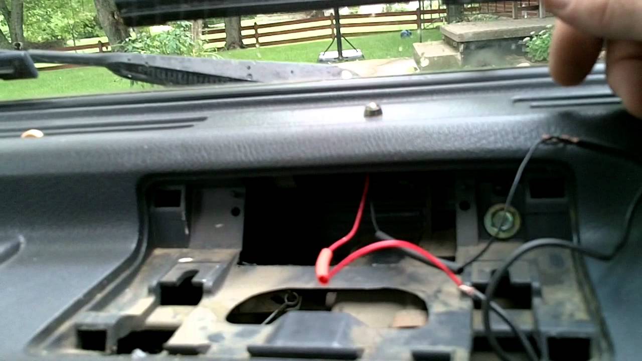 how to install a dummy or fake flashing LED alarm in your car