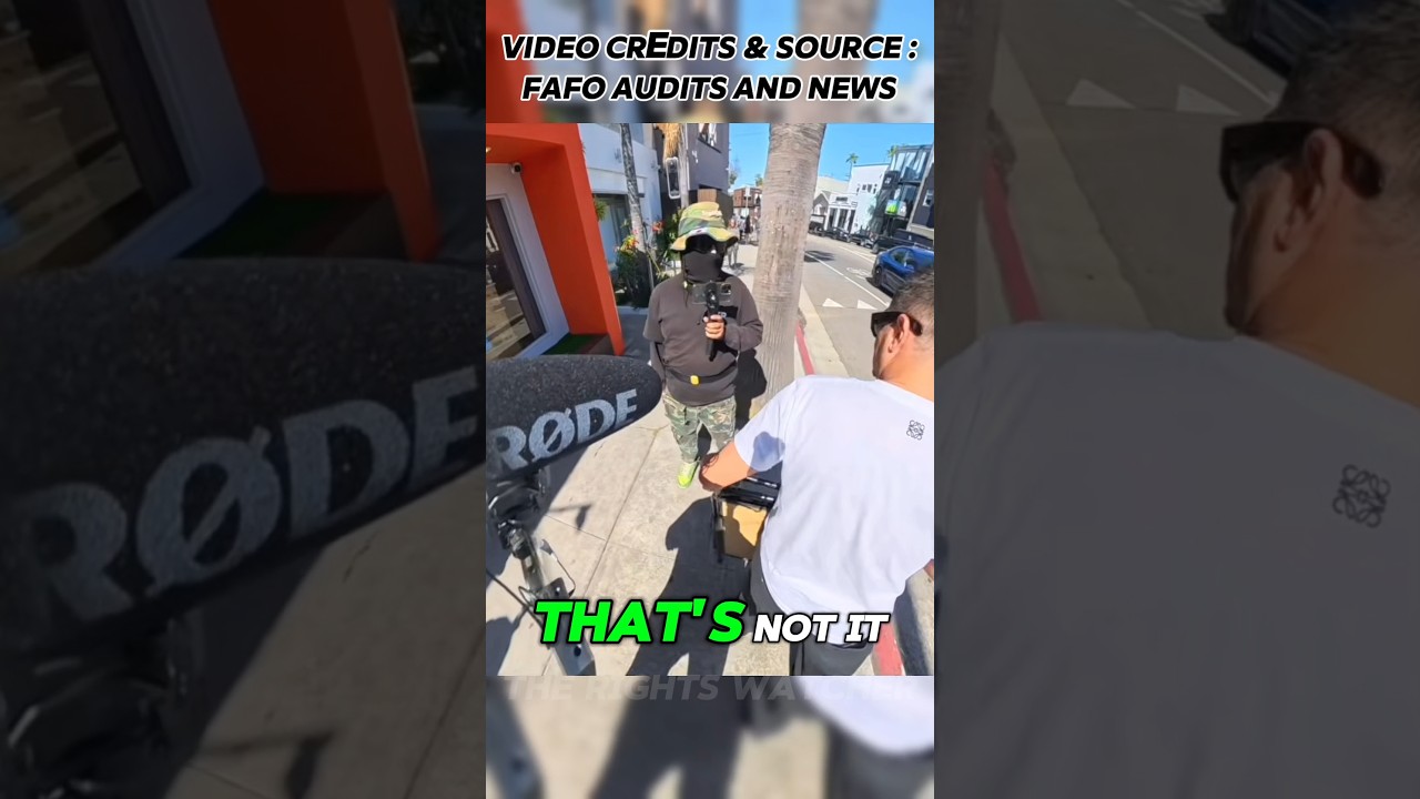 Aggressive Shop Owner Attacks Auditor Over Filming #karen #firstamendmentaudit