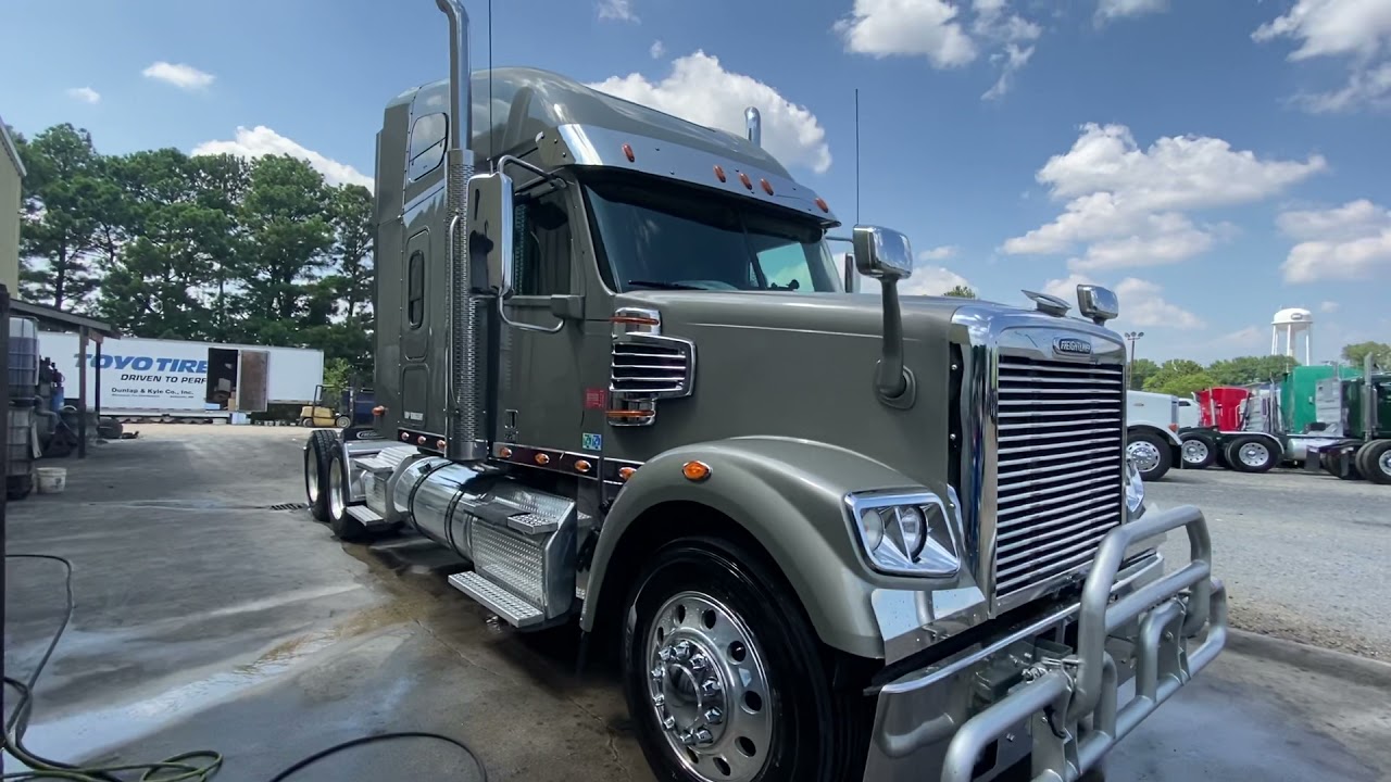 2019 Freightliner Coronado for sale