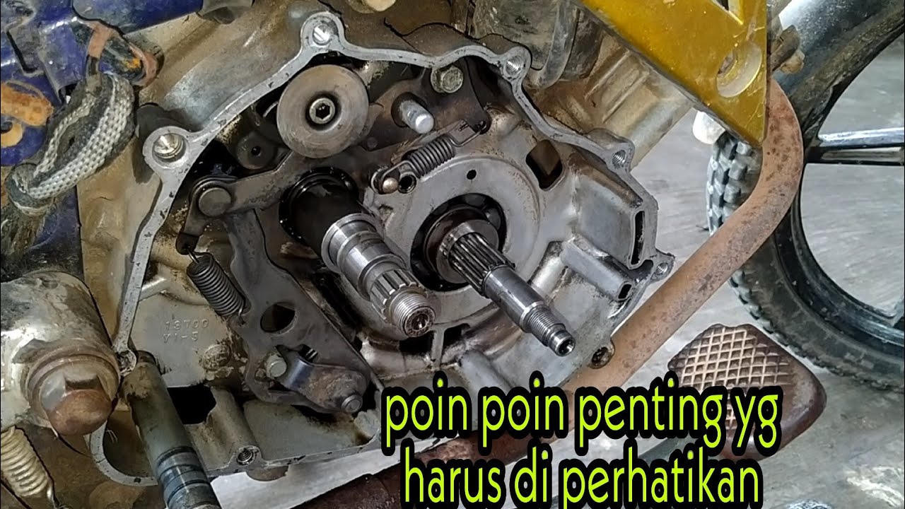 Pasang part/komponen komponen bagian kopling Jupiter MX old