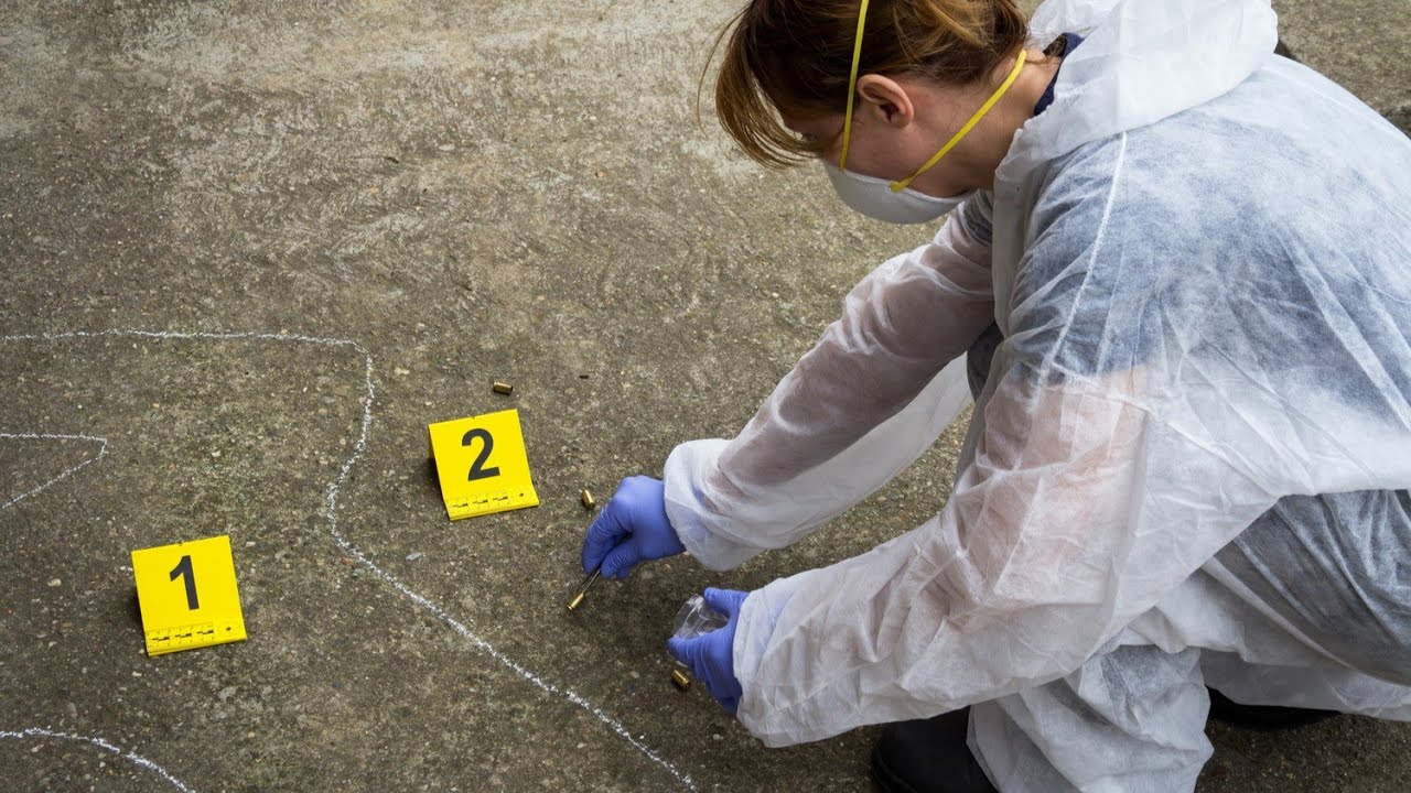 Initial Approach and Assessment in Crime Scene Investigation (8 Minutes)