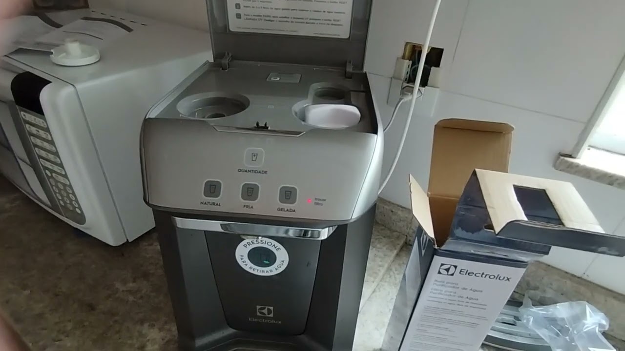 Como fazer troca do Refil do Purificador Eletrolux PA26G