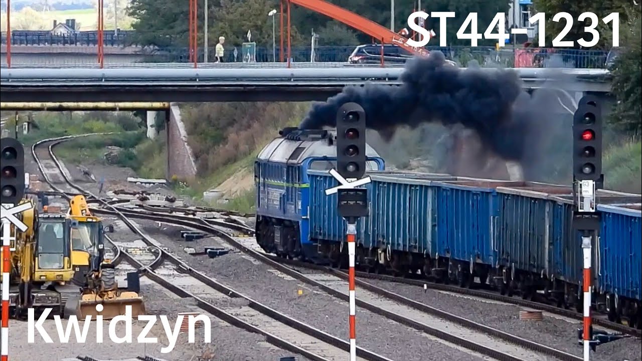 #Kwidzyn modernizacja stacji kolejowej odrestaurowany dworzec odjazd Gagarin #ST44-1231 PKP CARGO