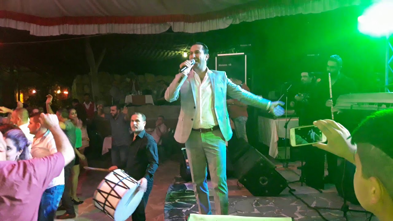 مطعم الضيعة عيد السيدة النجم عمر الشعار(Oyoun_Al_Wadi)