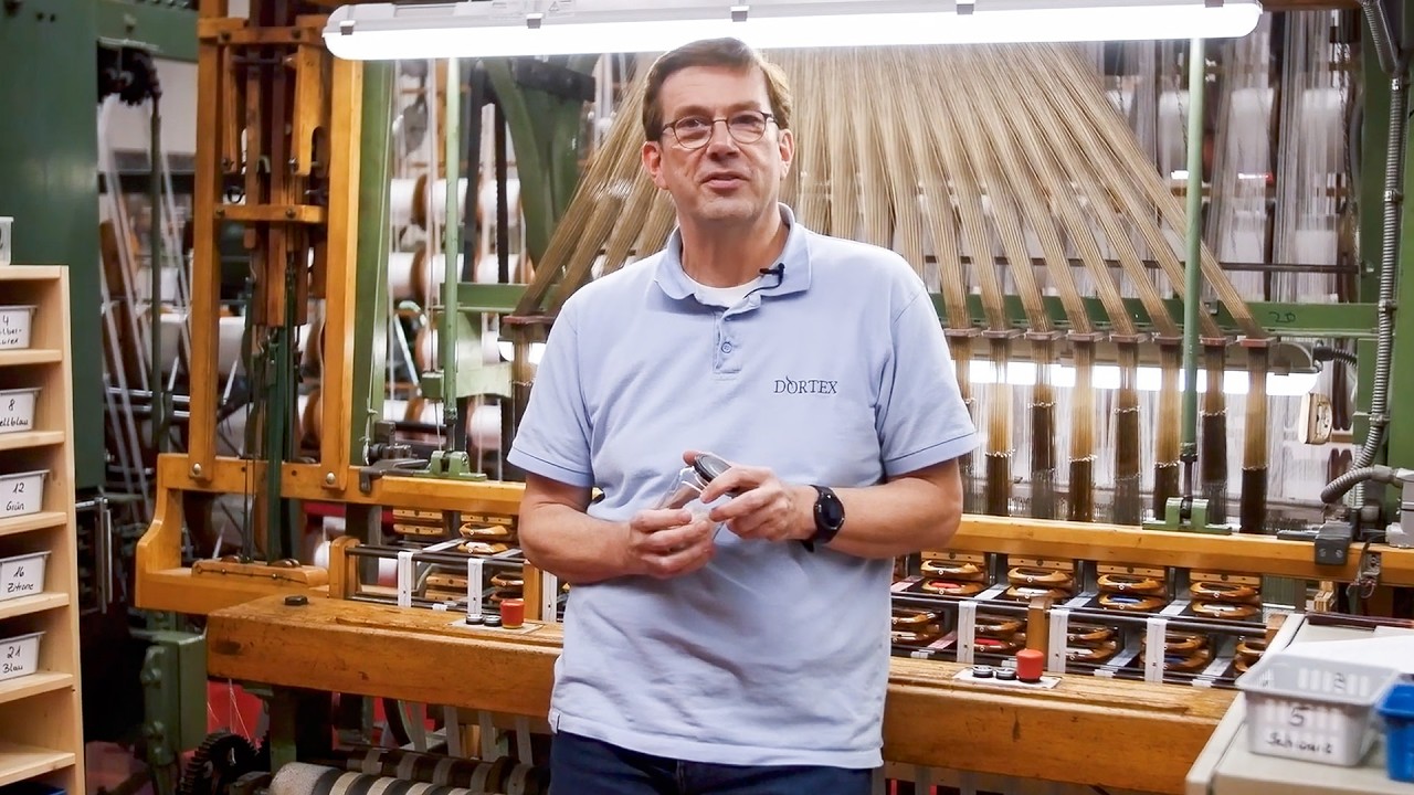 Herstellung der Cottonera Classic Baumwolletiketten - Tradition trifft Technik | DORTEX
