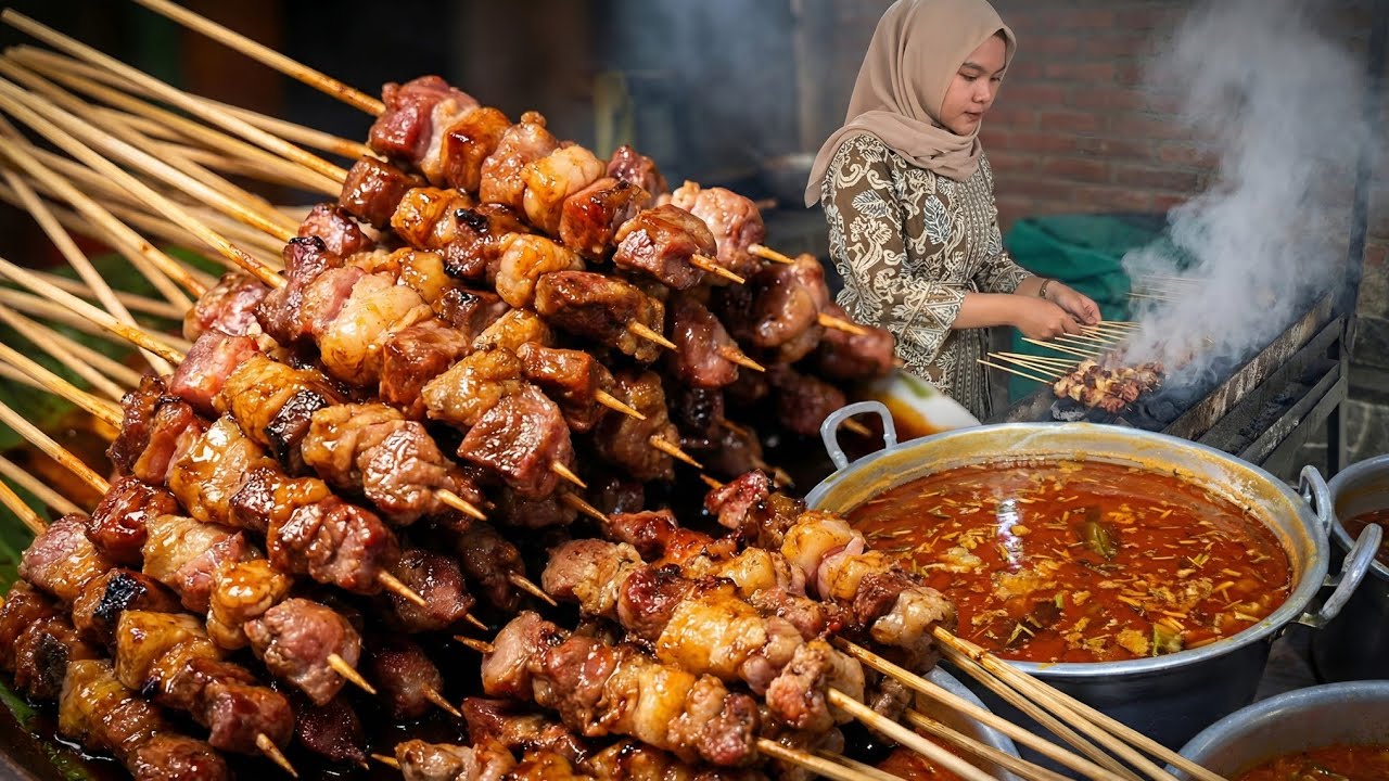 AUTO KLENGER!! SATE KAMBING MUDA SUPER EMPUK SEGEDE GABAN! BUMBU RAHASIA LELUHUR DI WARUNG RAKSASA!