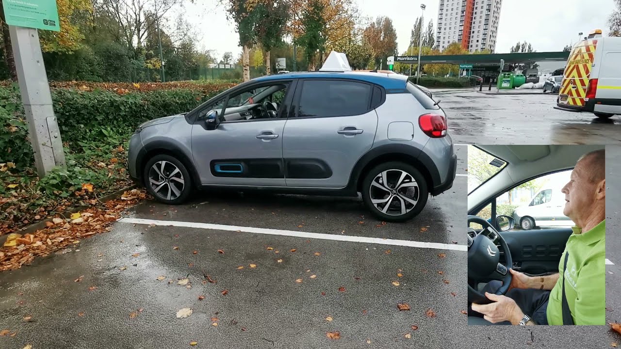 Forward Bay Parking | UK Driving test Manoeuvres 2022 | Tips from a Driving Instructor