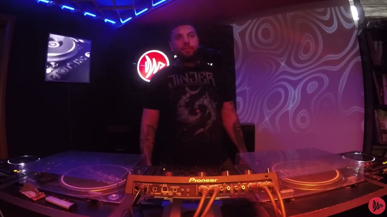 Xhejms  - Live Room #305     | -  Deejay Academy Albania Tech House DJ Set.