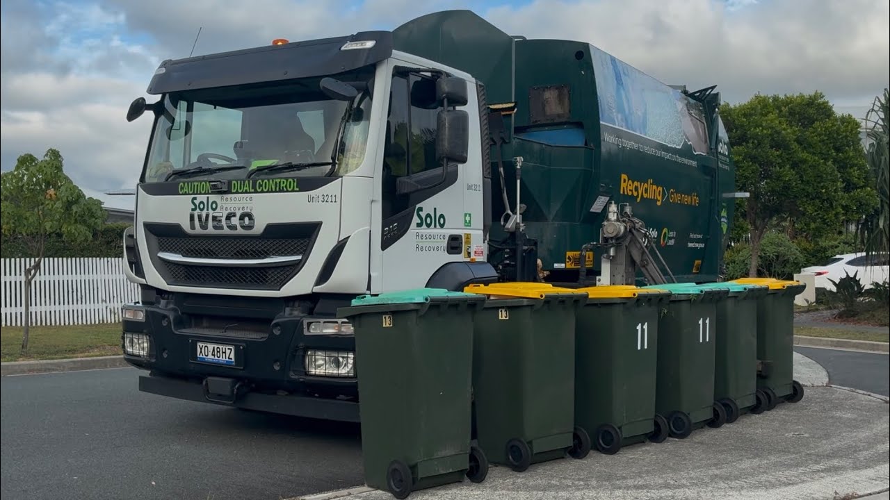 Tweed recycling 3211