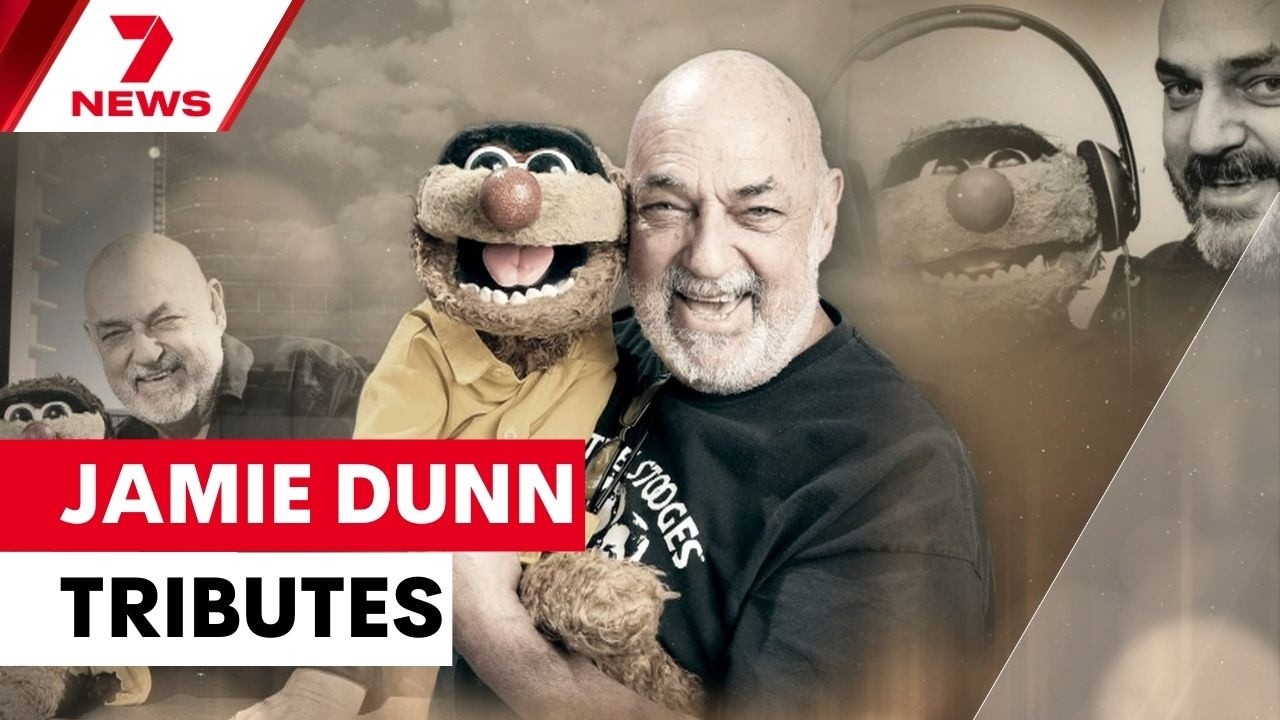 Legendary Queensland entertainer Jamie Dunn gone at 75 | 7NEWS