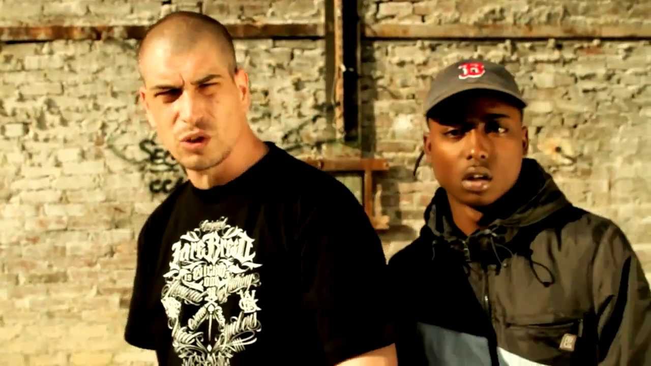 Saké & Guizmo - Viens m'voir - Clip Officiel + Paroles en description
