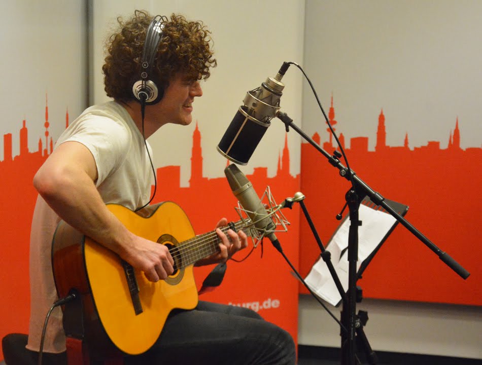 Vance Joy - All My Life (Live & Unplugged)