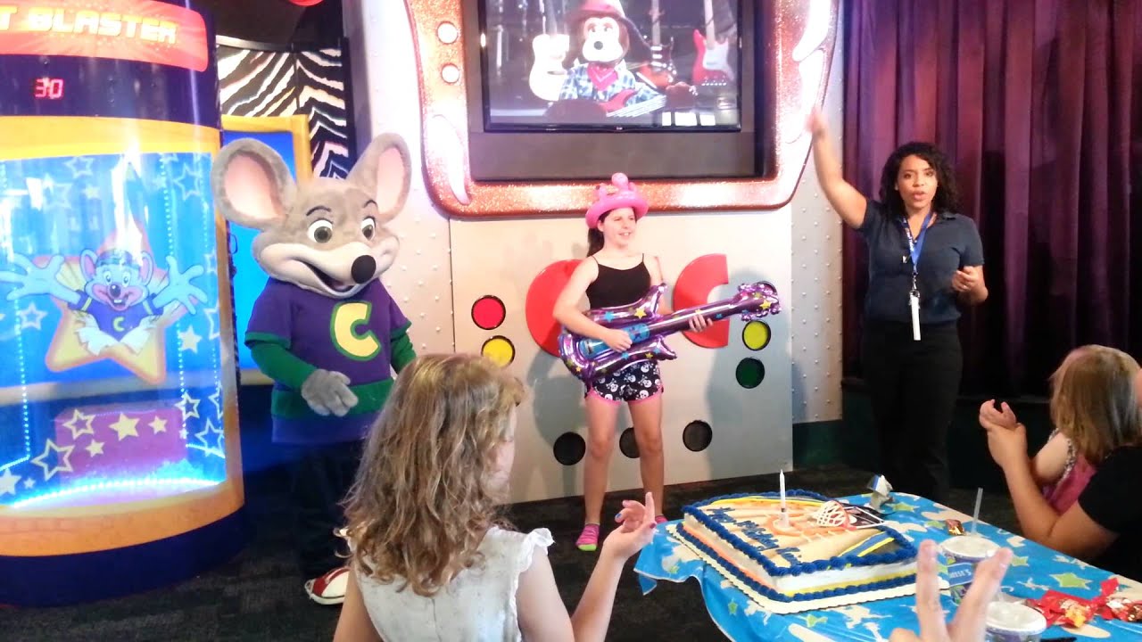 Rainn's Chuck E Cheese birthday rock out