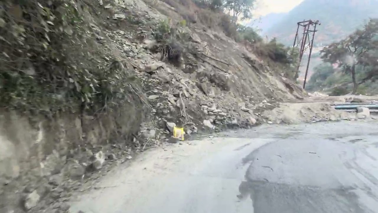 Devprayag Trip: Sasti G-Wagon ka Asli Power Test! 🏔️ Funny Off-Roading with Friend