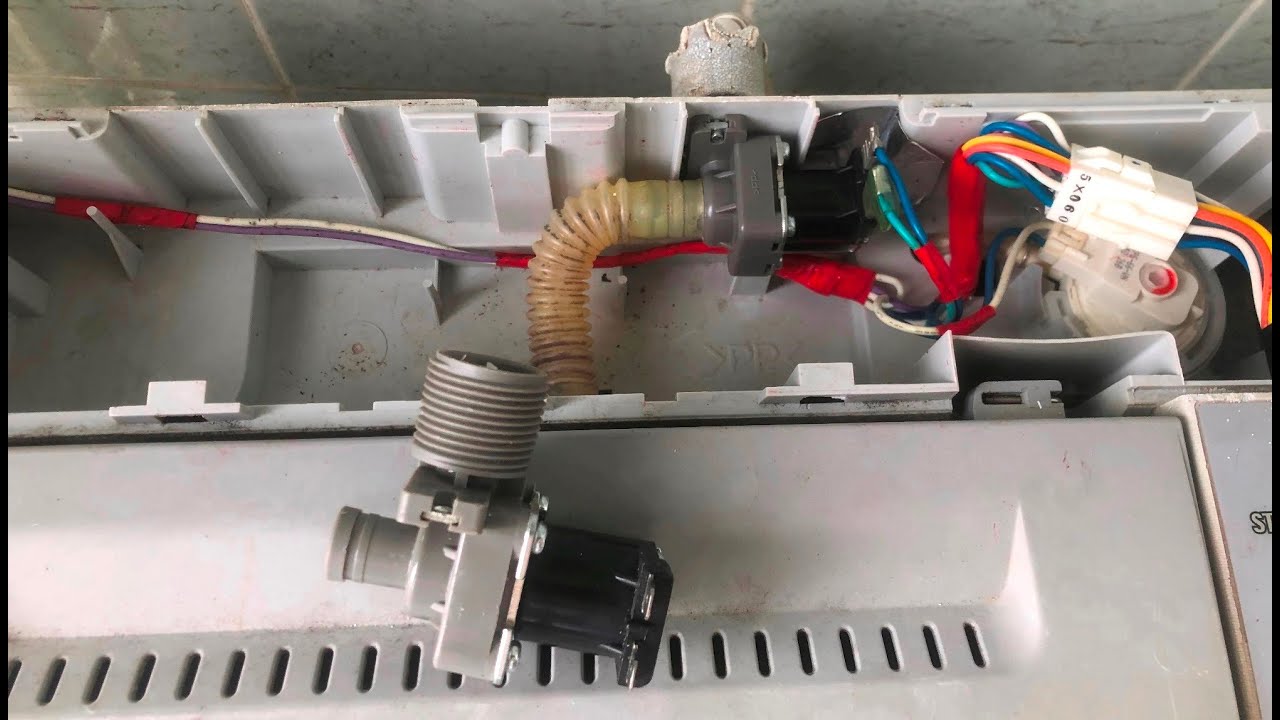 Tự thay van cấp nước máy giặt Aqua (Sanyo) cửa trên