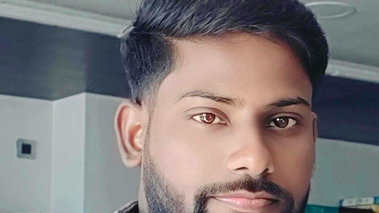M.s Yadav creator  live me swagat Abhinandan hai Aap Sabhi youtub family ko Radhe Radhe 🙏🙏