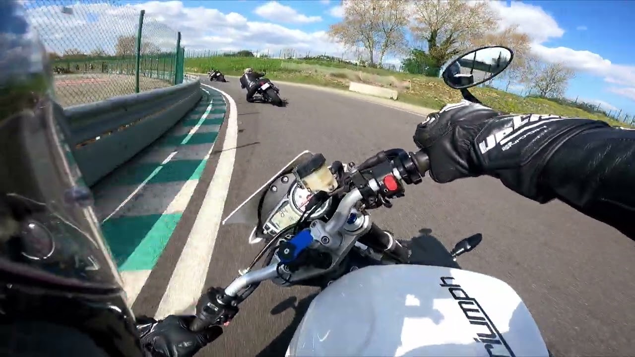 Triumph Street Triple 675 R 2011