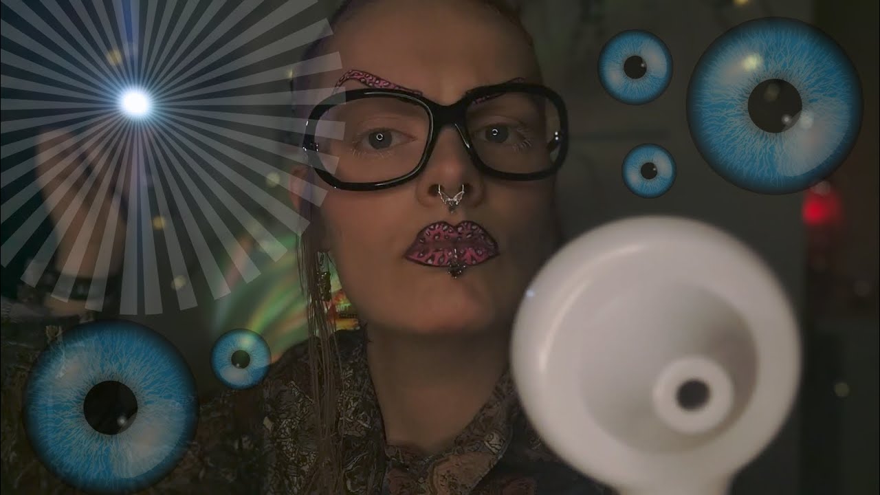 👀Dr Guck schaut dir tief in die Augen lol 👀 Arzt ASMR