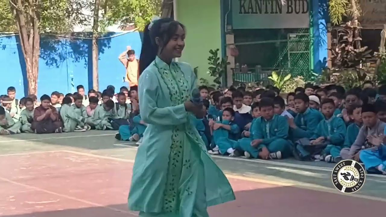 SISWA INI BIKIN MERINDING! SUARA EMASNYA BIKIN PENONTON TERHARU 😭✨