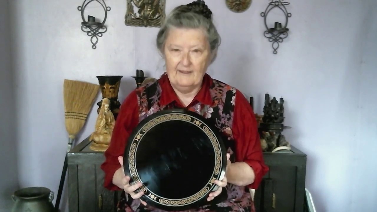 Scrying, Gazing & Divination: Ancient Techniques to See Beyond the Veil