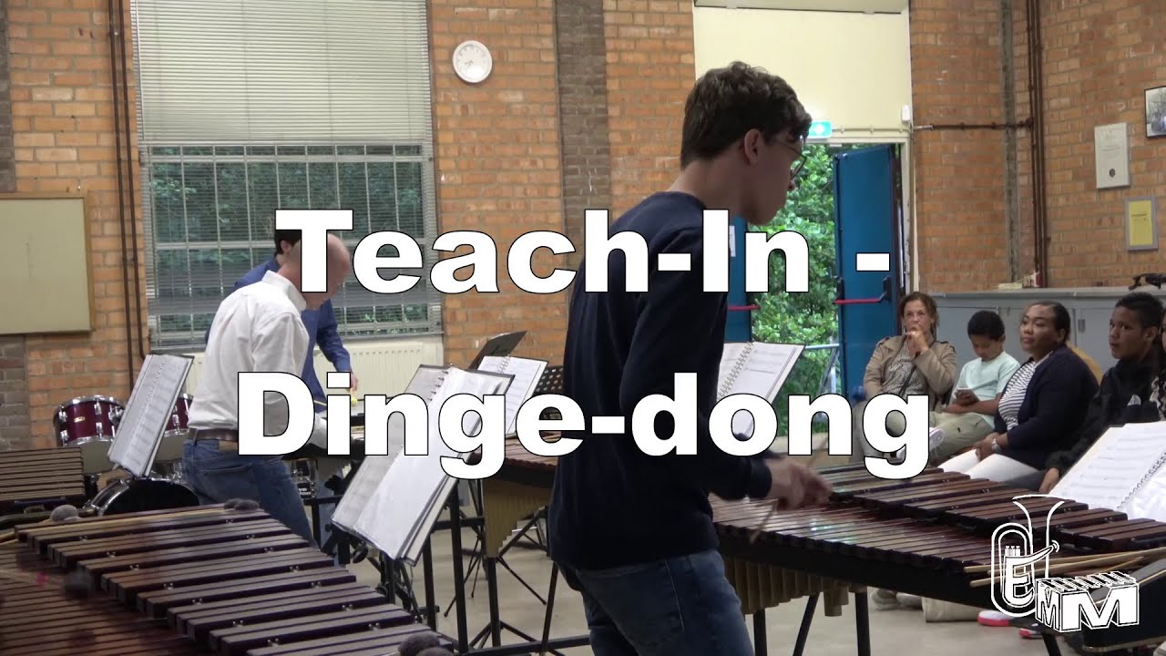 Malletband speelt Teach-In - Dinge-dong (winnaar songfestival 1975)