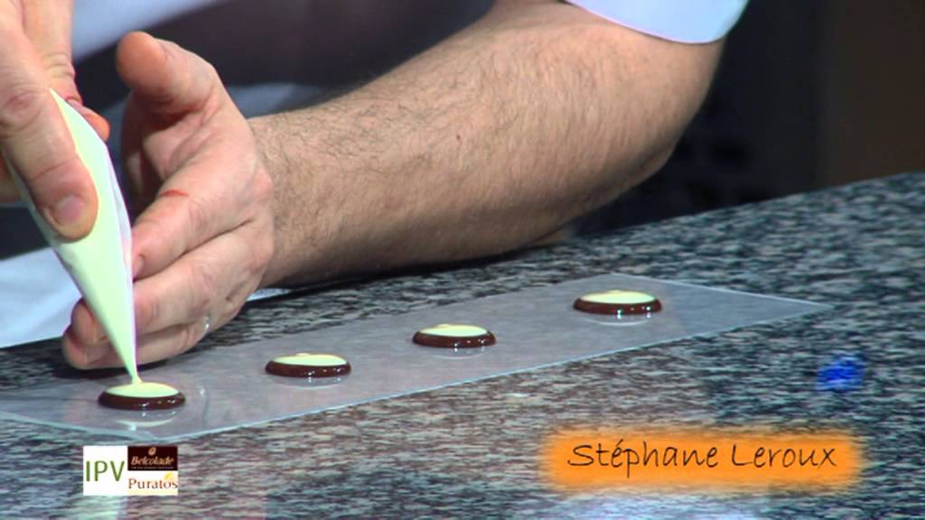 Demonstratie decoratietechnieken chocolade door Stéphane Leroux (deel 5/14)