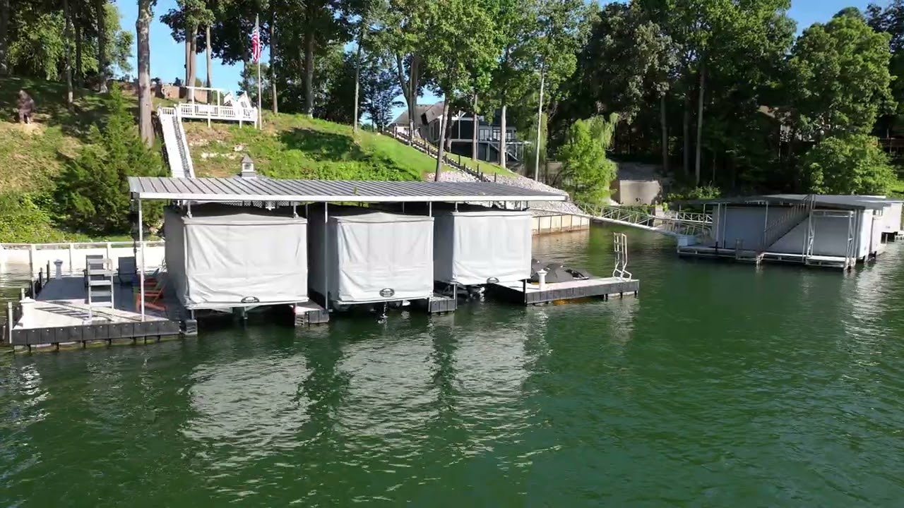 Three boats covered in 45 seconds, Touchless Boat Covers