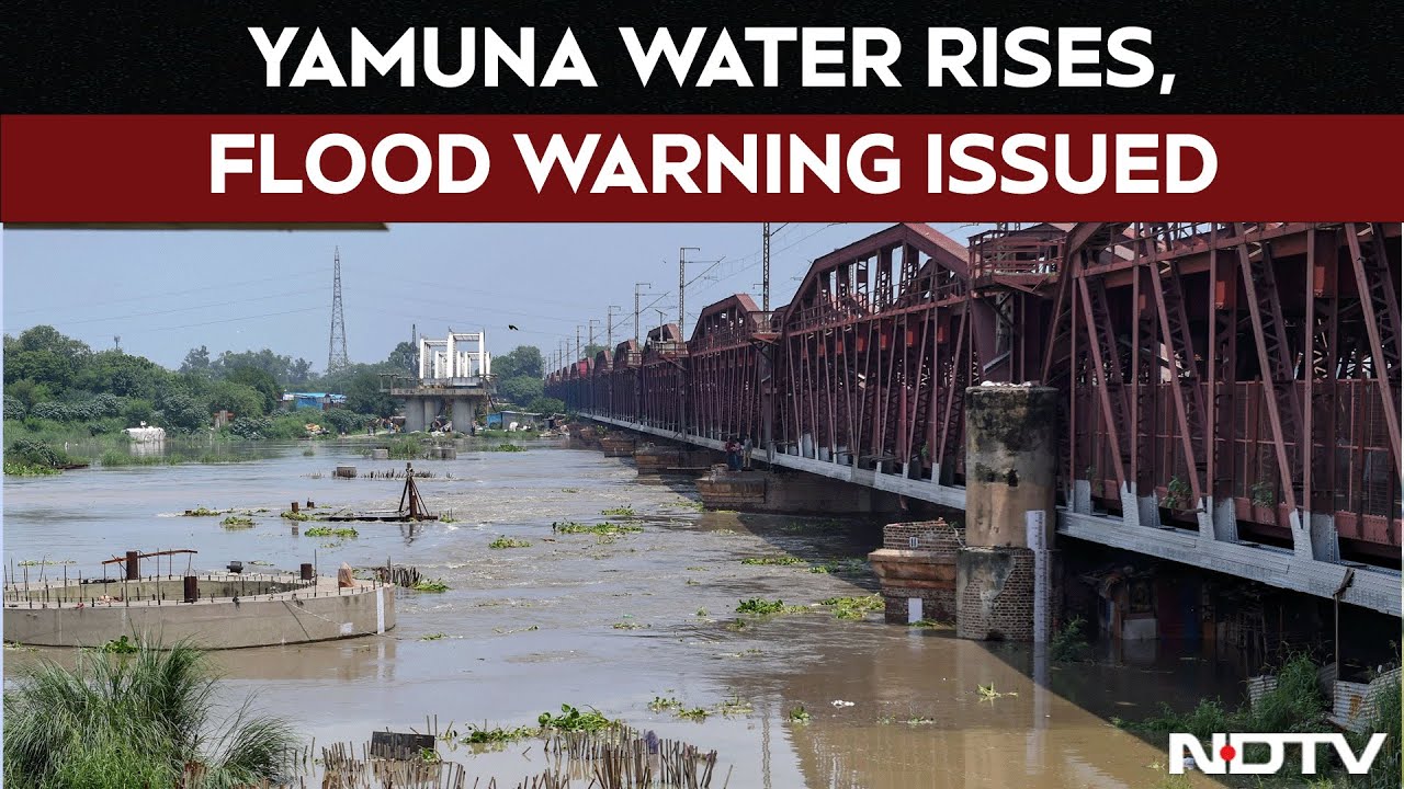 Delhi Floods | Yamuna Crosses Danger Marks As Water Released From Haryana's Hathinikund Barrage