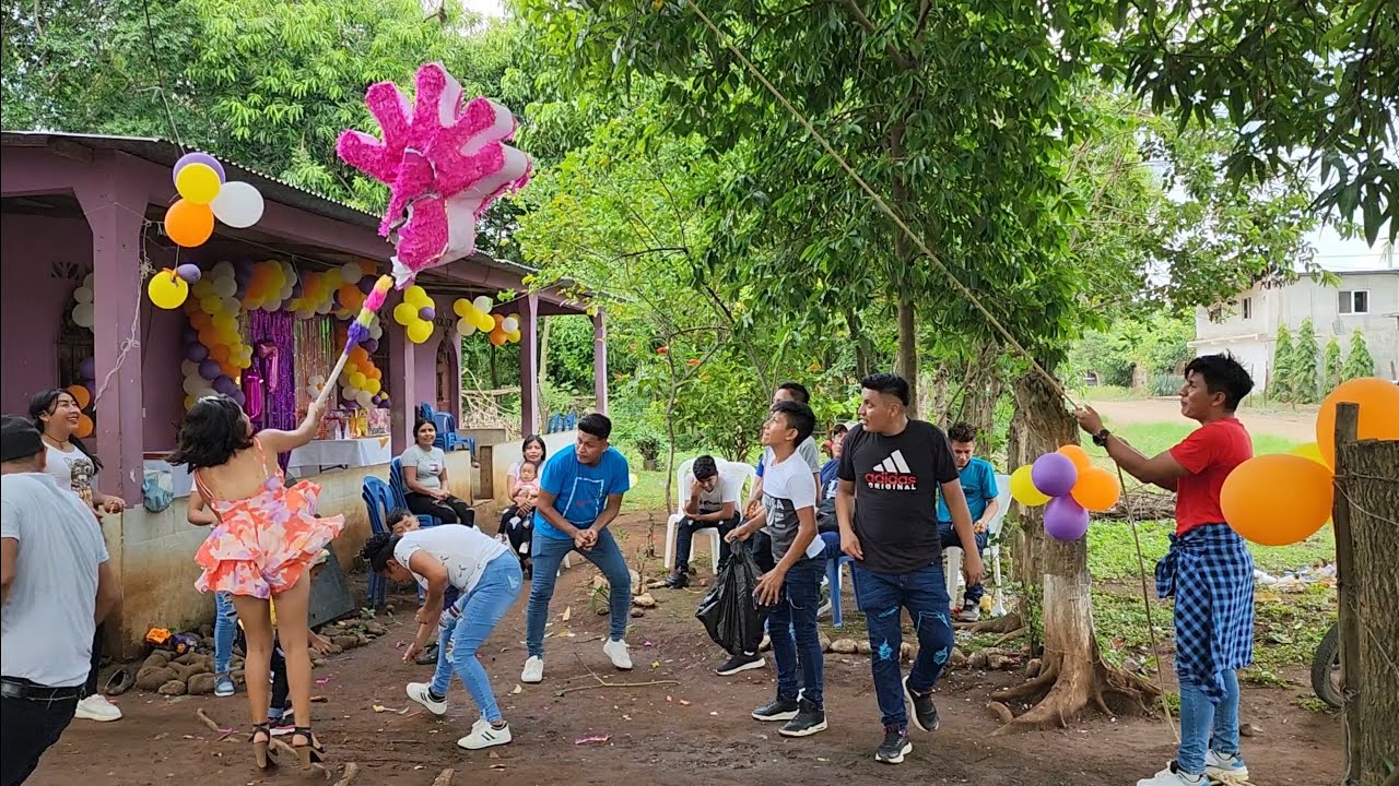 YASMIN muy feliz así quebró su Piñata🎊 en su Cumpleaños, hoy fué el mejor día De su Vid4😊😱😱